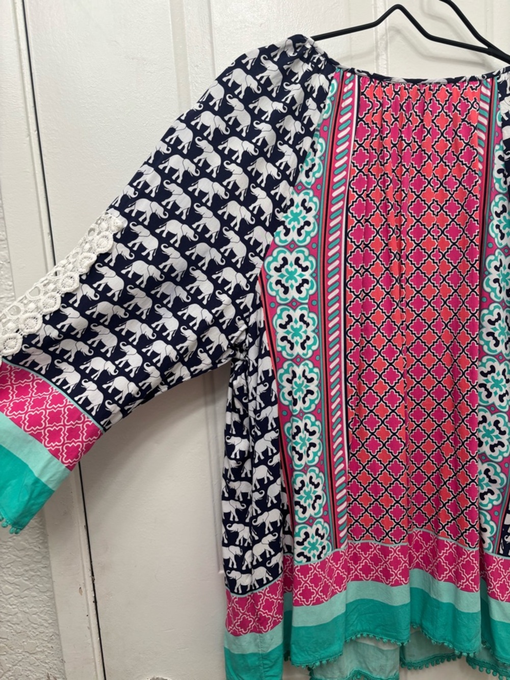 crown & ivy Pink and Navy Geometric Print Tunic - Picture 2 of 9